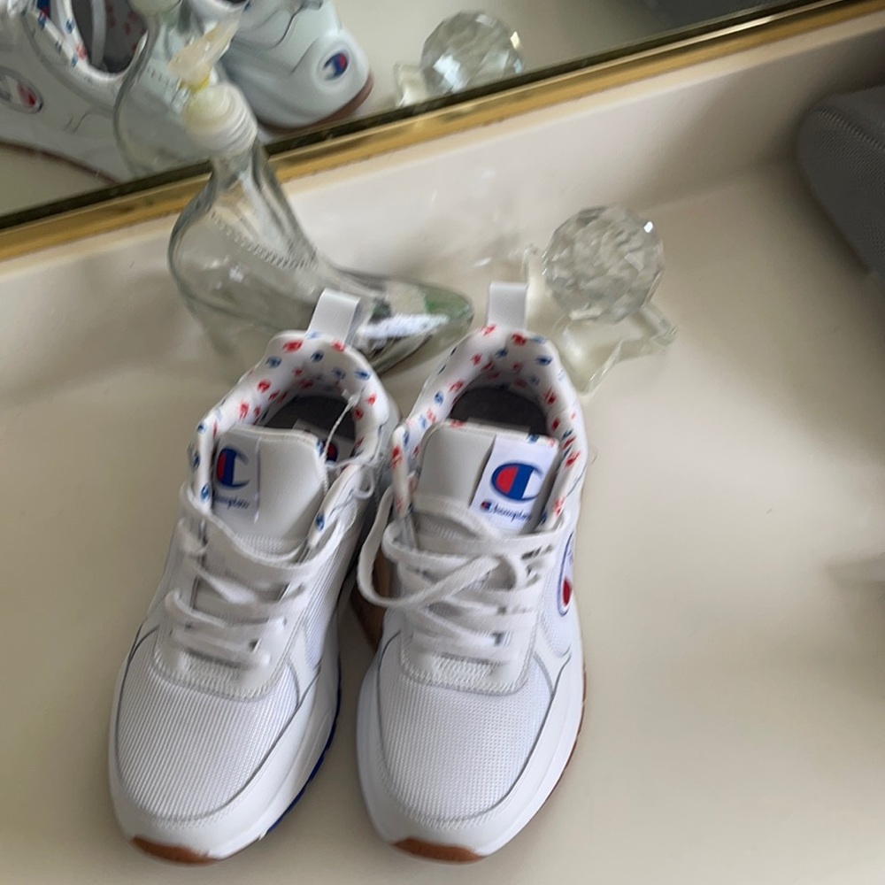 CHAMPION SHOE 👠 SIZE 10W NEW‼️💯